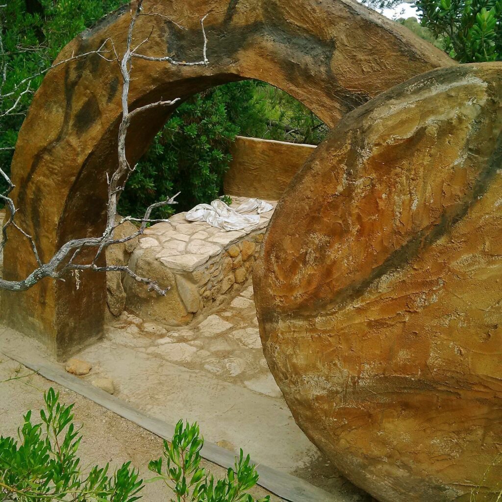 Empty grave